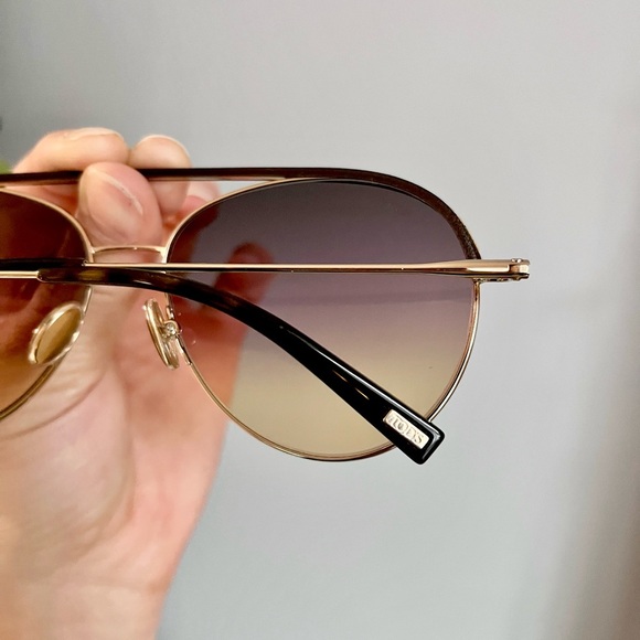 Tod’s Leather Frame Gold & Brown Aviator Sunglasses - Picture 6 of 15